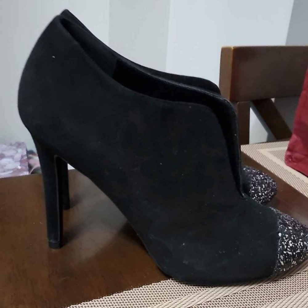 Jessica Simpson heeled booties